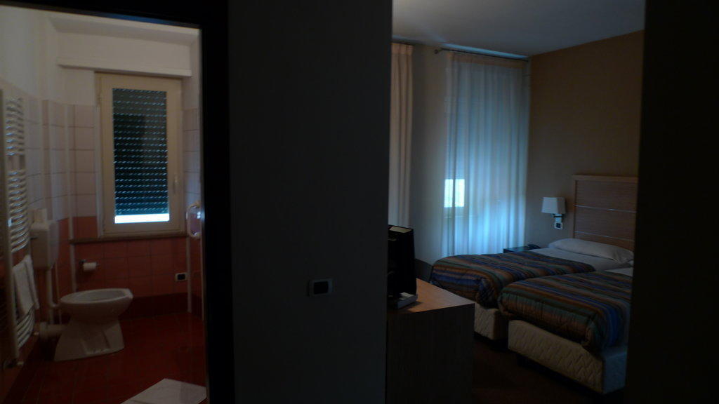 Capistrello Hotel De Meis מראה חיצוני תמונה